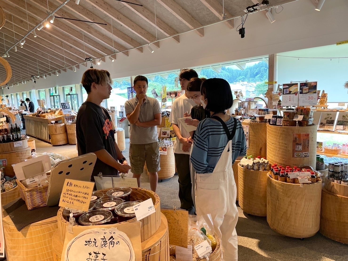 道の駅（おおゆ・かづの）でのヒアリング調査