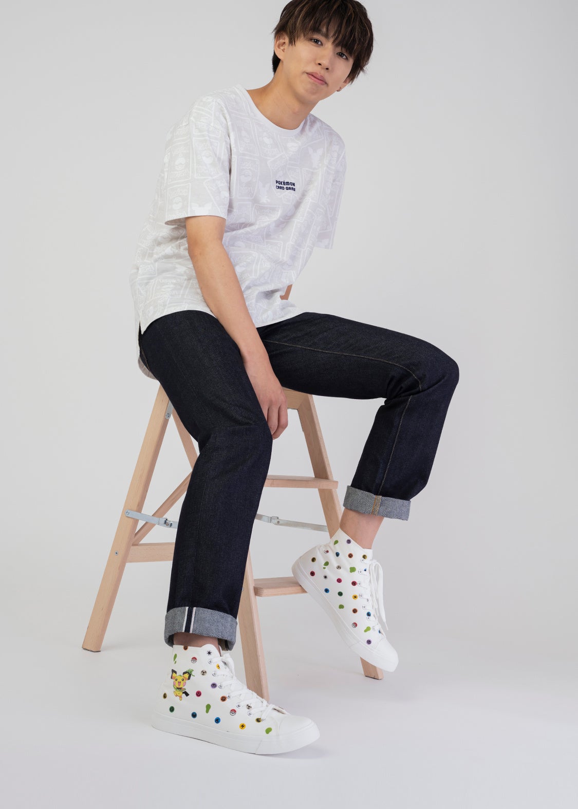 スニーカー「ピチュー＆タイプパターン」