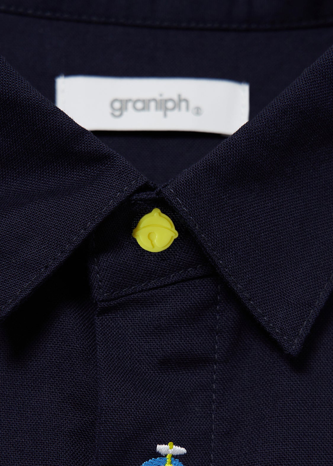 シャツ　ドラえもん バックショット ボタン ©Fujiko-Pro