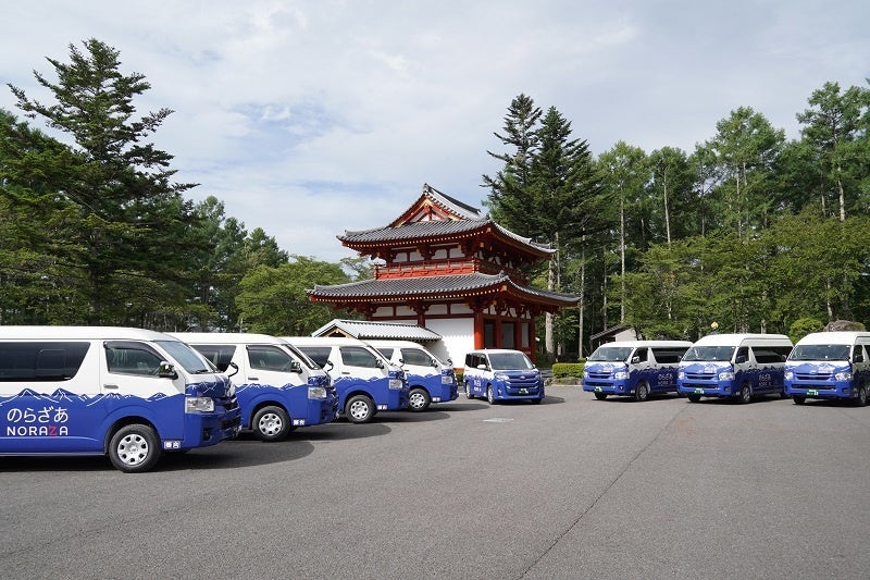 令和4年8月20日蓼科山聖光寺（茅野市）で「のらざあ」運行の安全祈願を実施（運行事業者提供）