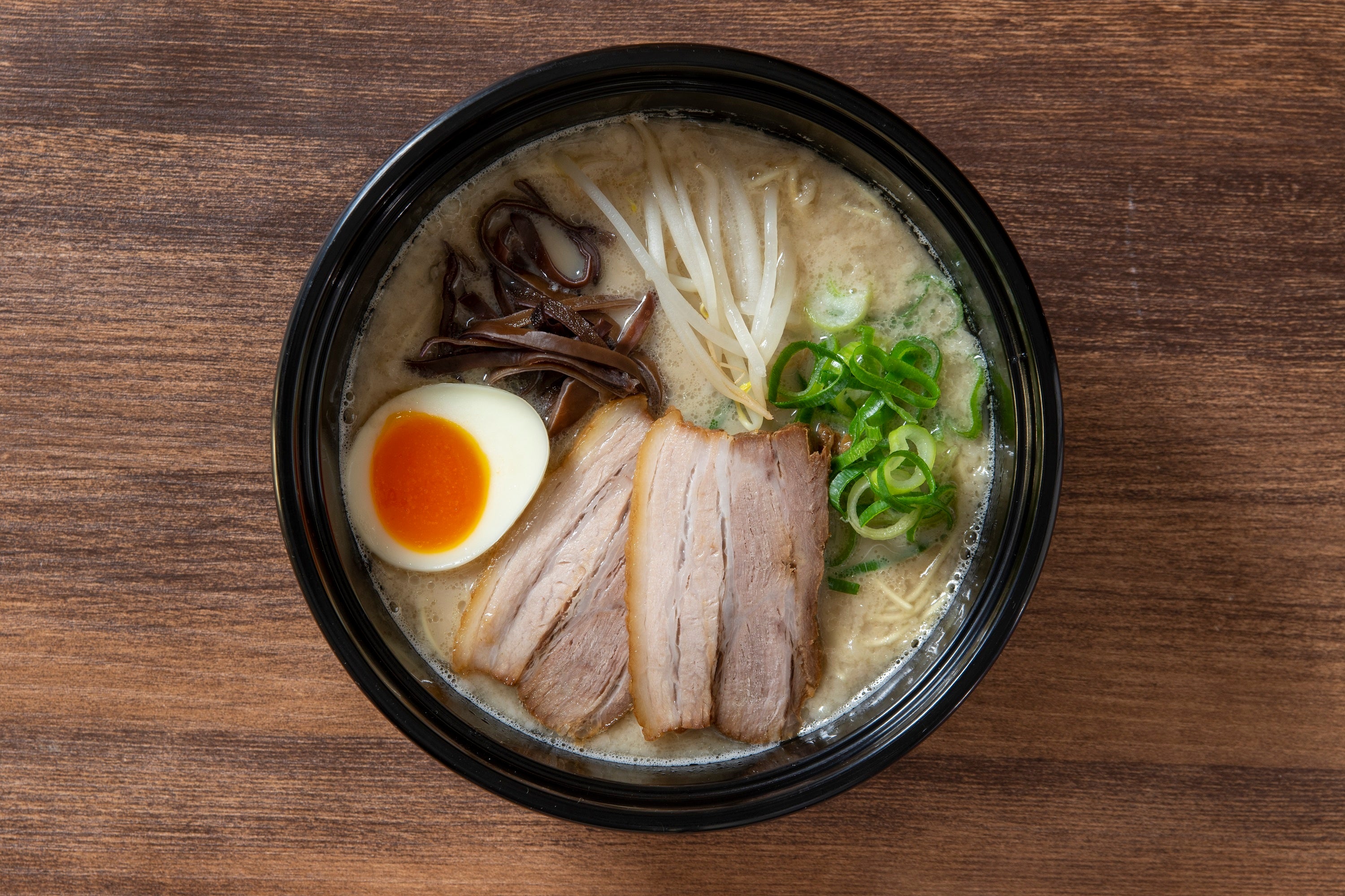 羽田空港】ラーメン自動販売機「Yo-Kai Express(ヨーカイ エクスプレス