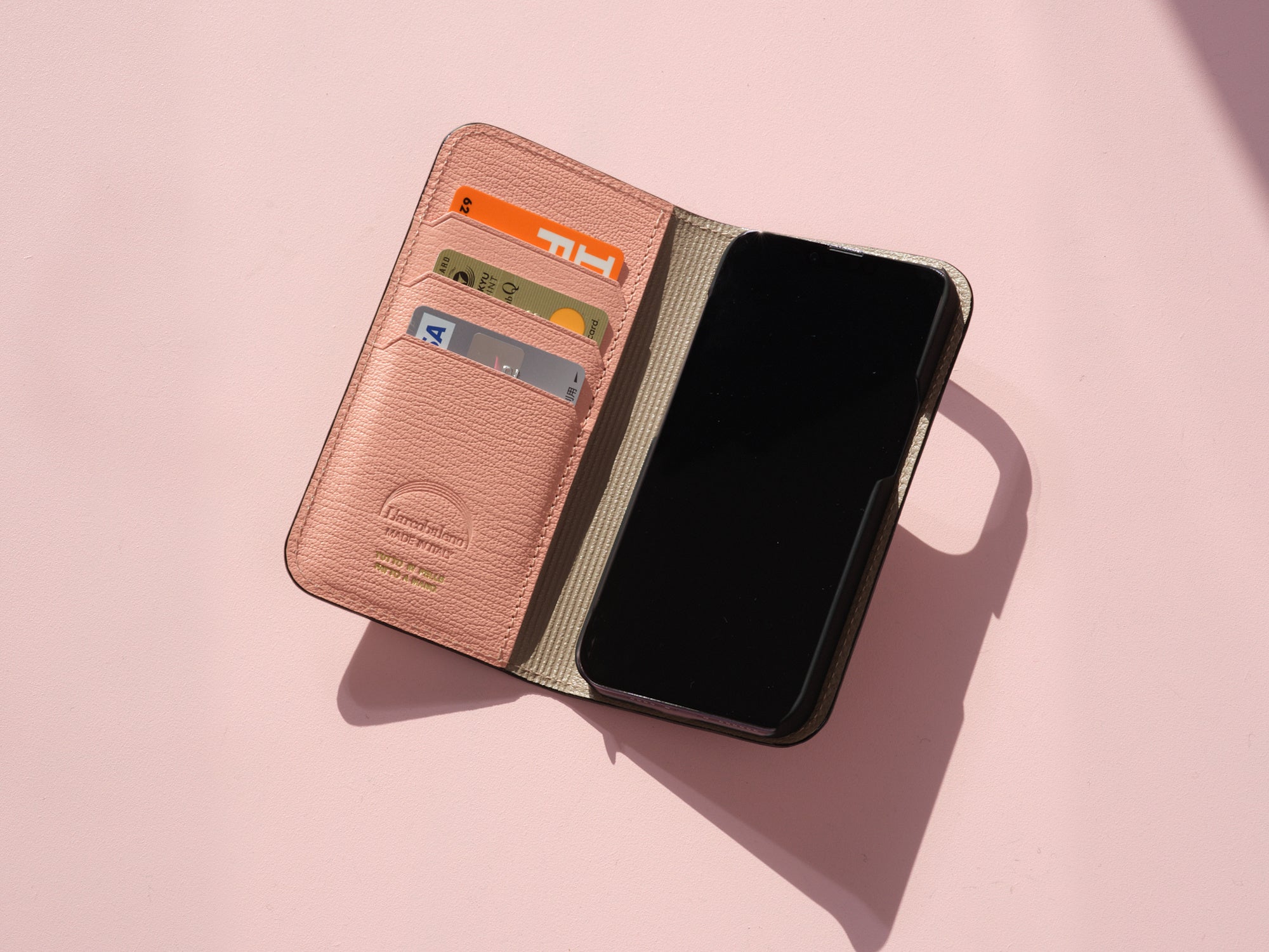 ラルコバレーノ】手帳型スマホケースからiPhone13シリーズが発売