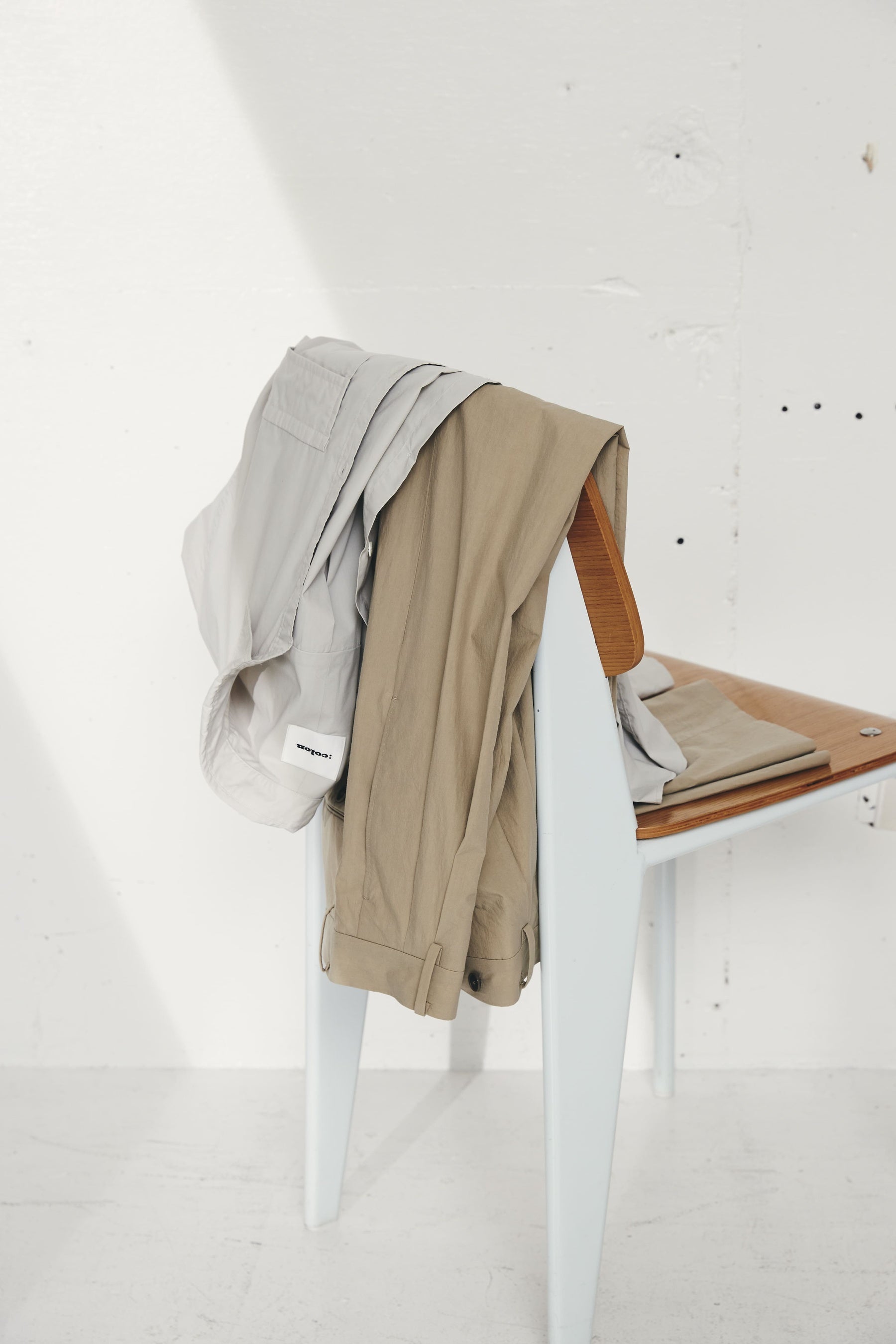 Shirt 2万4200円   Pants 2万8600円