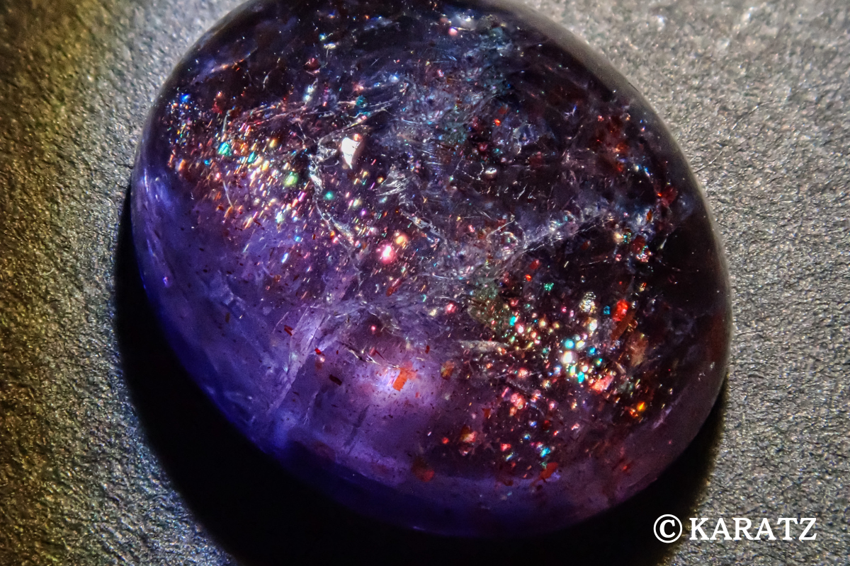 ブラッドショットアイオライトサンストーン