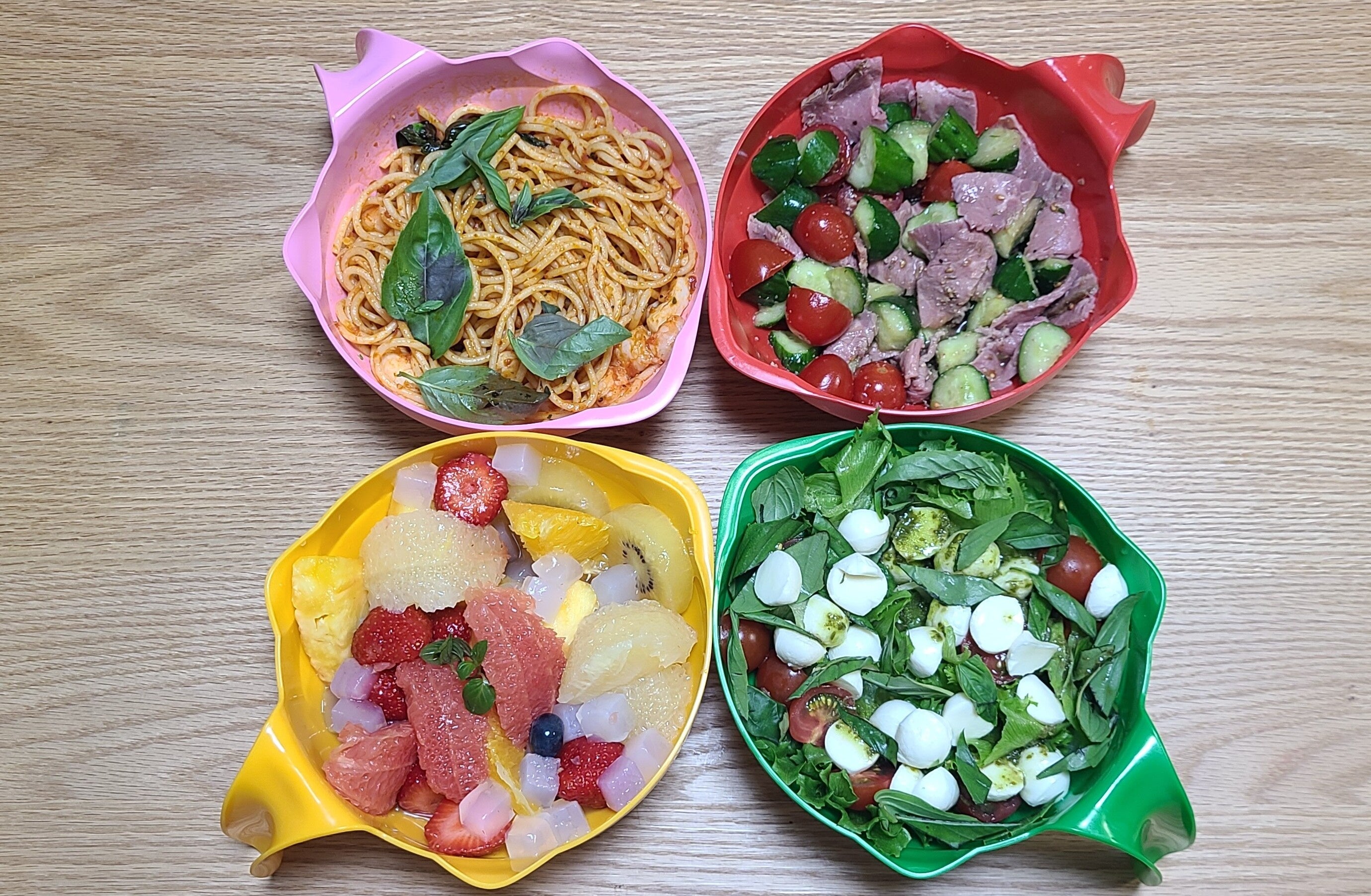 料理の際のボウルや、サラダやパスタなどの器としても活躍