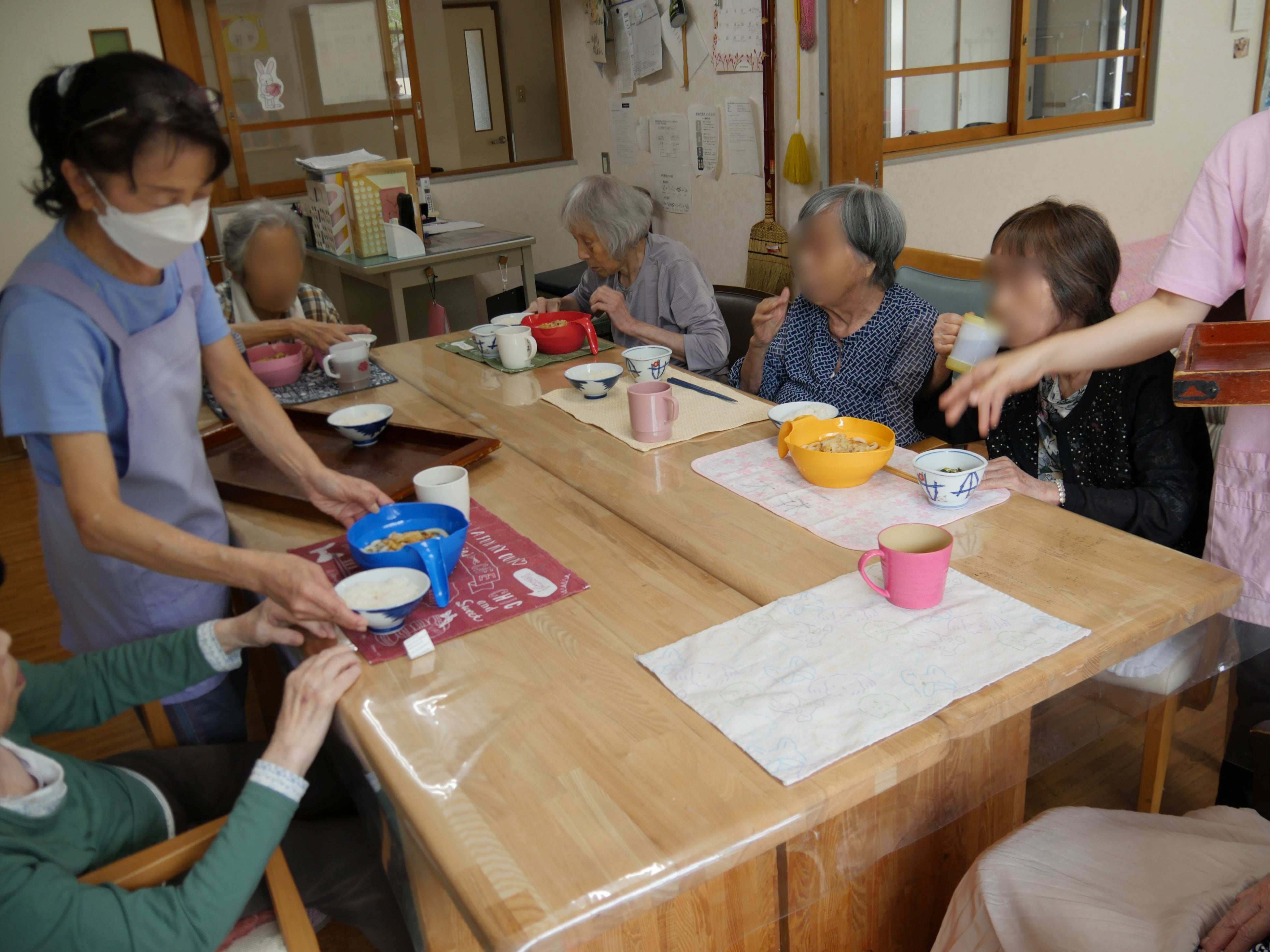 香川県宇多津町のグループホーム冨士に寄贈