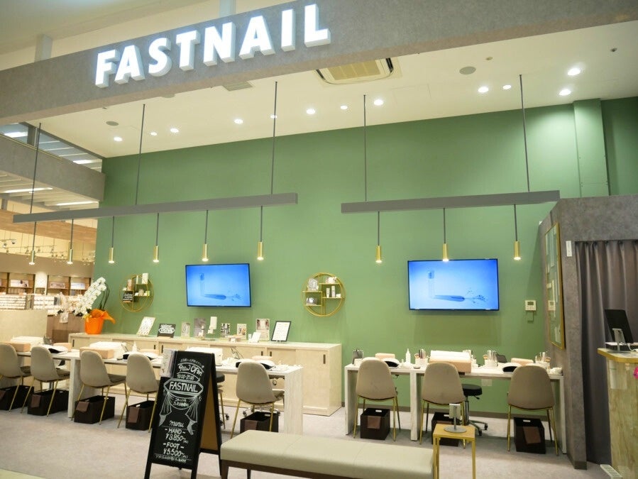 コンヴァノ、ネイルサロン『FASTNAIL 春日部店』を2025年11月28日（金）にグランドオープン