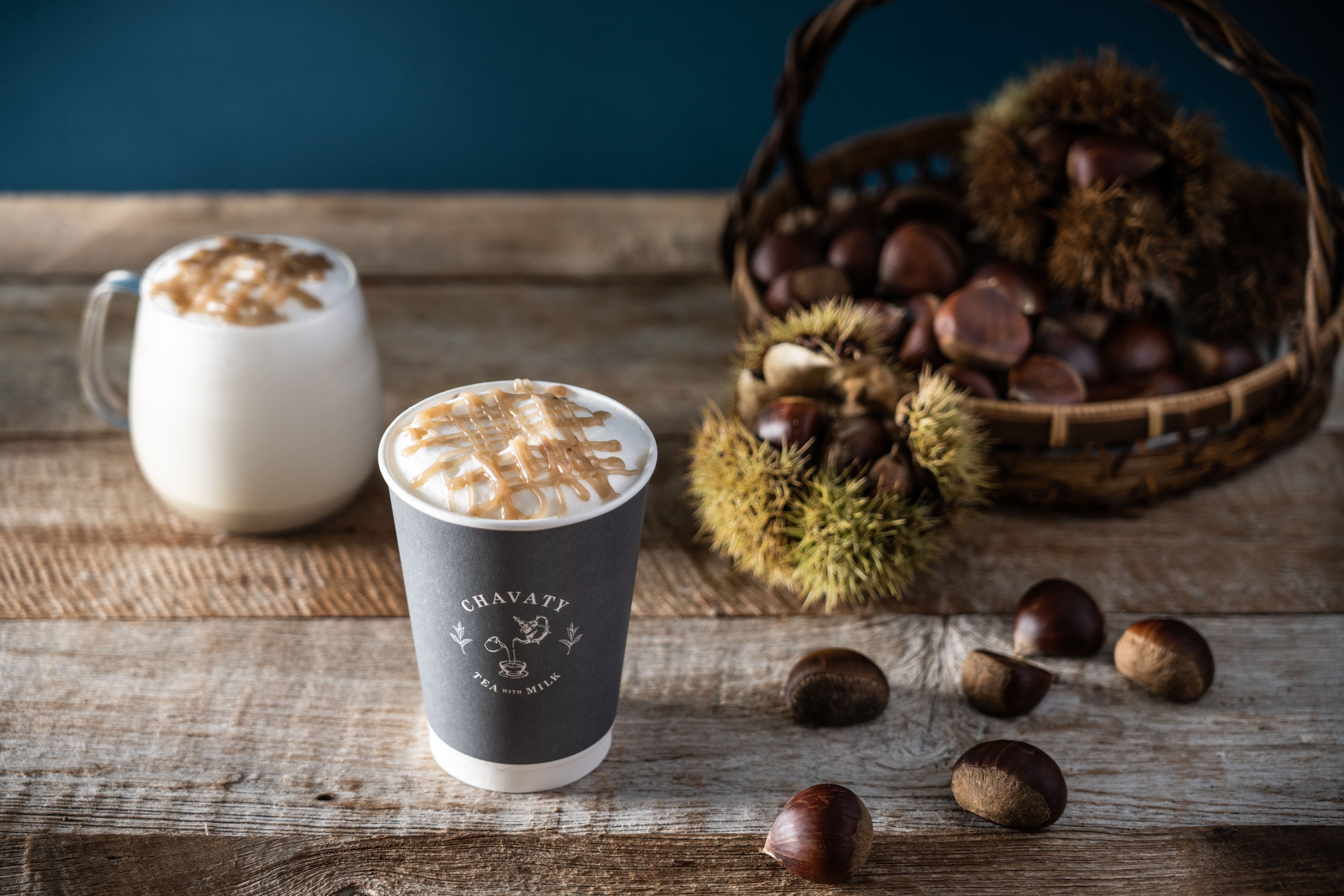 「CHAVATY HAKUBA」の秋季限定メニュー「小布施栗とほうじ茶のマロンティーラテ」