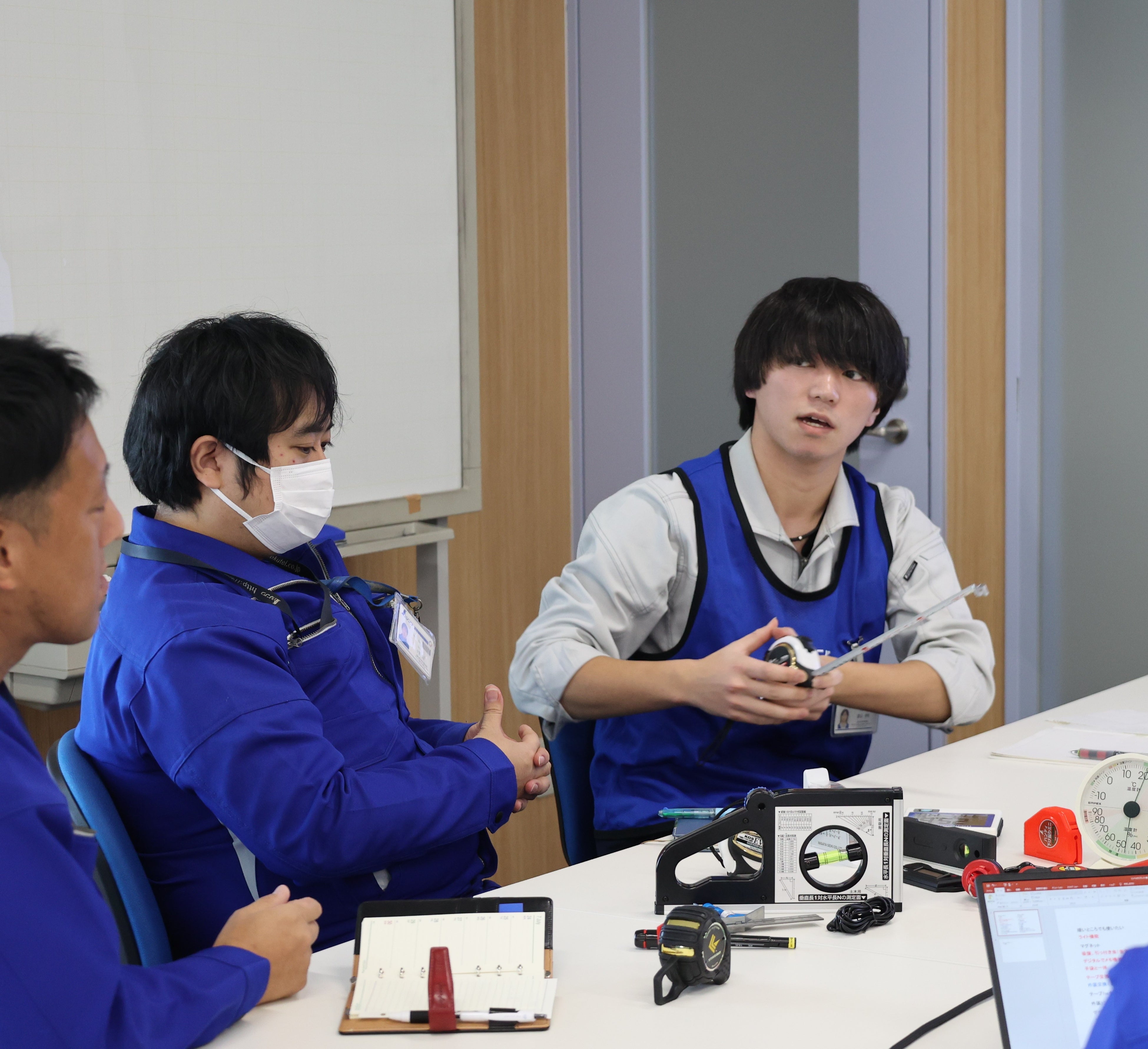 シンワ測定株式会社