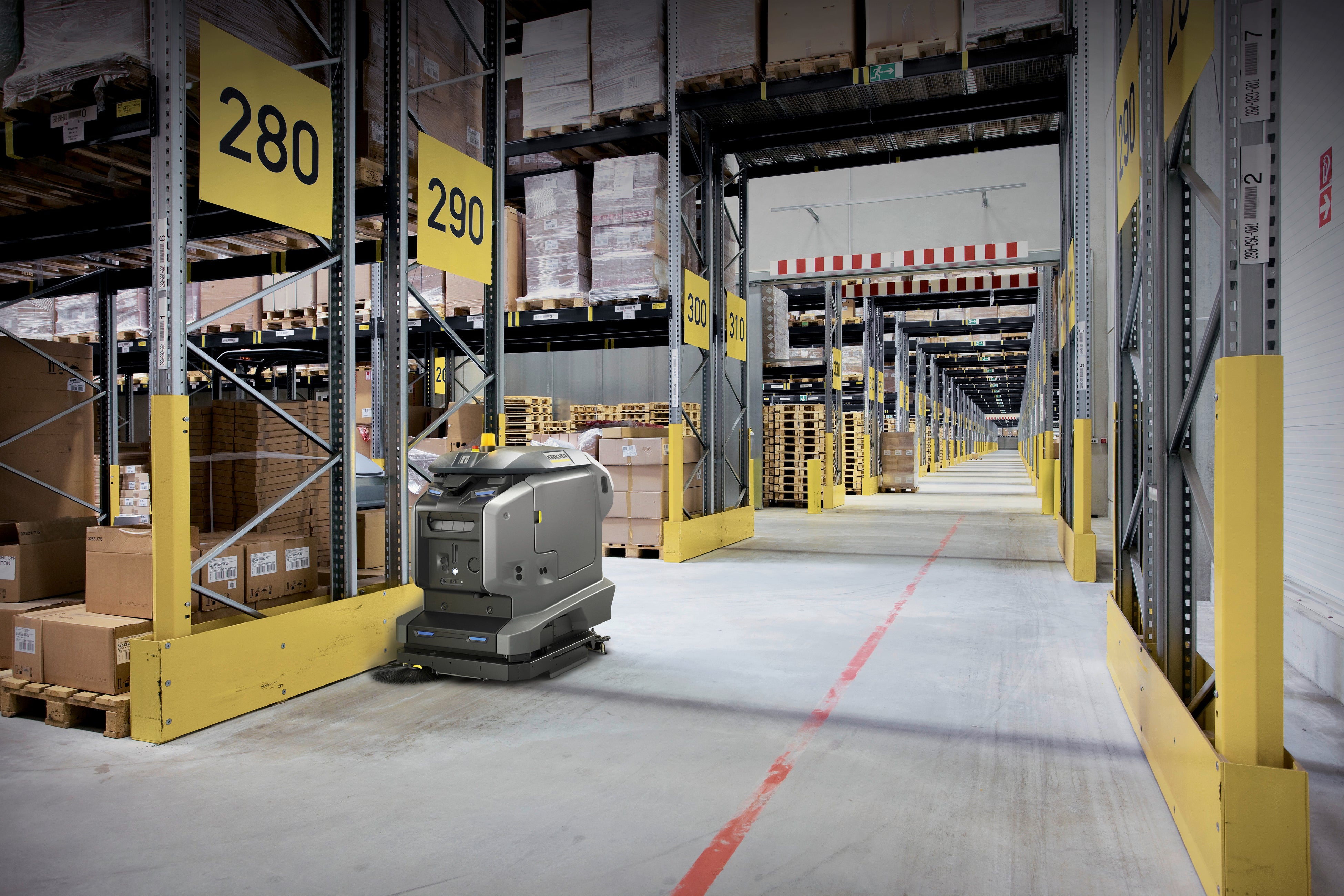 高い自律性と安全性を備えた床洗浄ロボット（KIRA B 50）