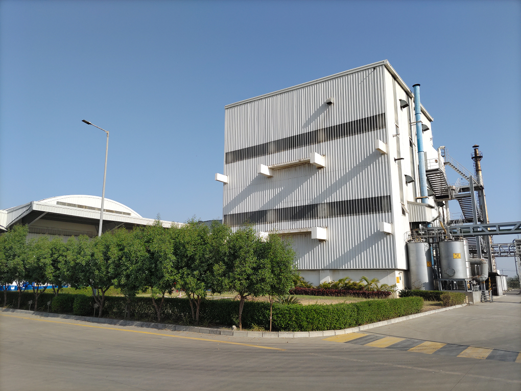 [グジャラート工場内の建設予定地]