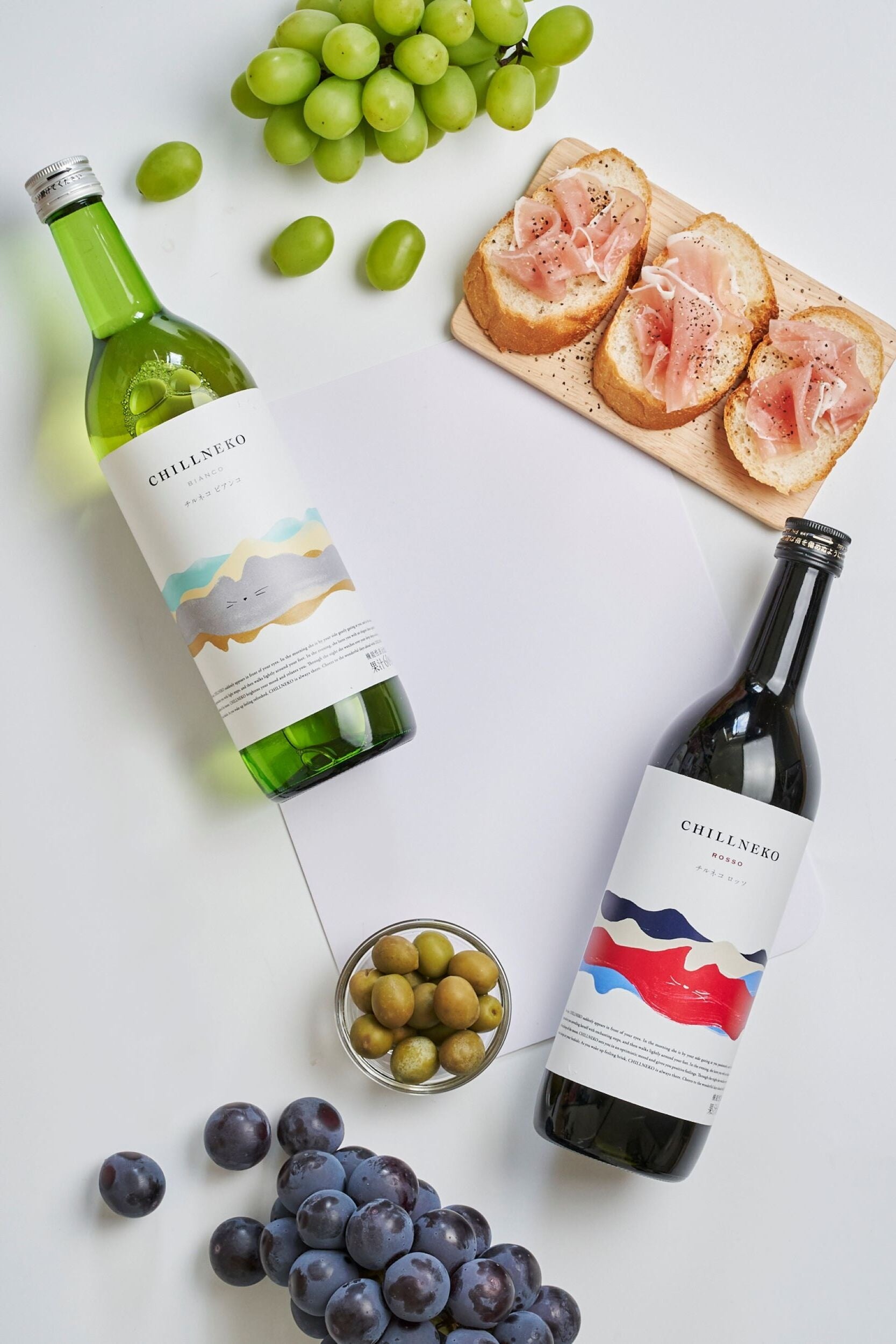 アルコール分は0%ながら、料理との絶妙なマリアージュを楽しめる赤と白の二つの味。