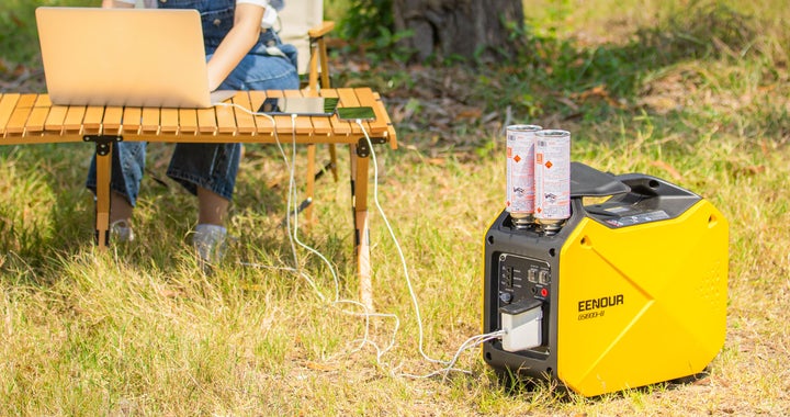 EENOURカセットボンベ式インバーター発電機GS1800i-B(1.3KVA)現場 EENOURカセットボンベ式インバーター発電機GS1800i-B(1.3KVA)現場