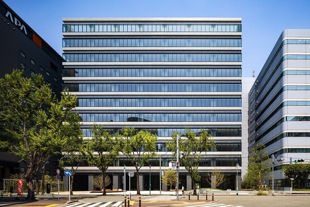 博多イーストテラスの外観（写真提供：NTT都市開発／©川澄・小林研二写真事務所）