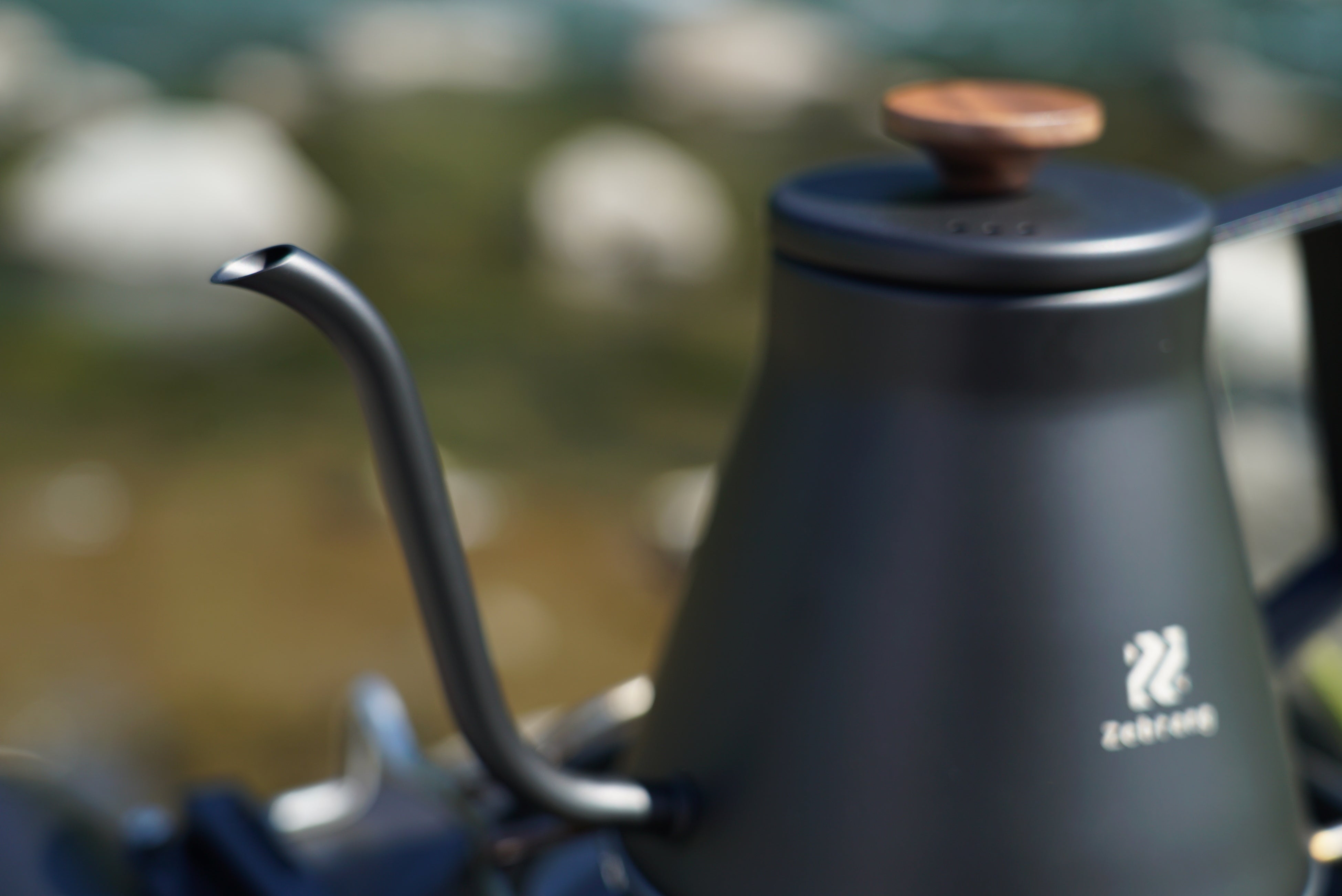 直火対応「ドリップケトル」＆消防士基準搭載「難燃グローブ」10月11日