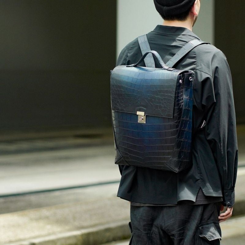 新入荷☆希少色　ワニ革保証 リュック リュックサック 通勤 通学 おしゃれ　 鰐革 男女兼用 　新品　プレゼント1 クロコダイル リュック 『クロコダイル保証書付き』 4FA