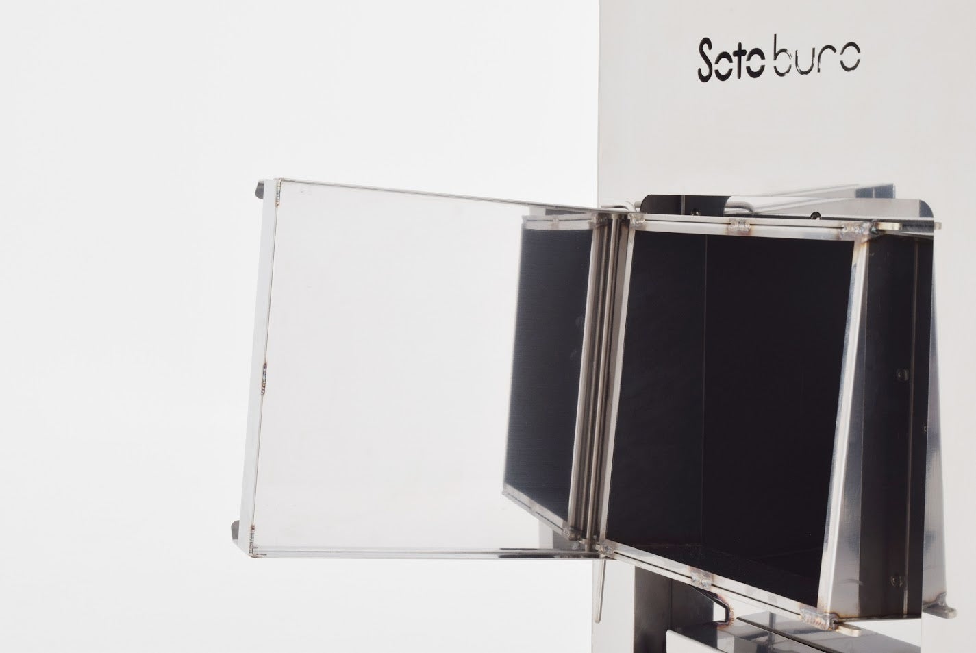 Sotoburo、驚異的なパワーの2次燃焼機構を搭載したまったく