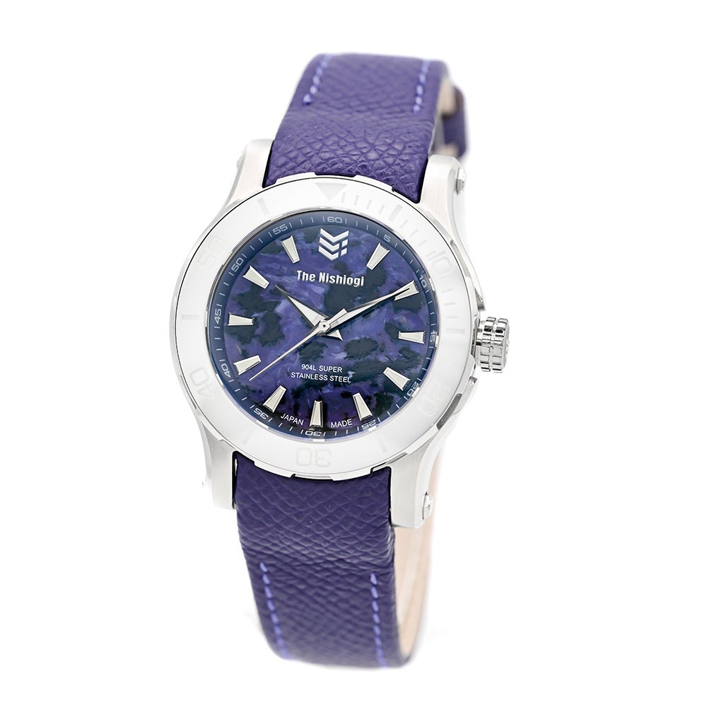 世界初のラリマー文字盤──カリブ・シベリア・中国、世界をめぐる