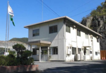 地域金融機関3行で連携した私募債による寄贈の取組み(井原砕石株式会社)