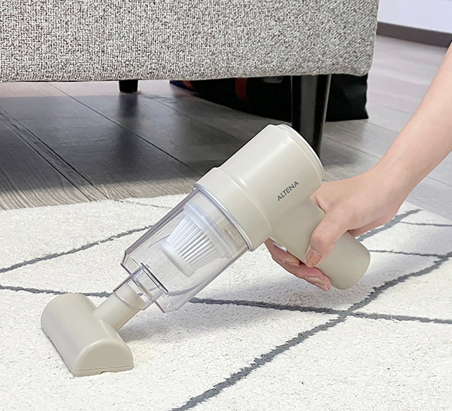 「掃除機を出すほどじゃない」ゴミに約340gの1台 家電批評BEST BUYハンディクリーナー部門総合No.1『ALTENA コードレスハンディクリーナー』が10月17日(土)限定価格に