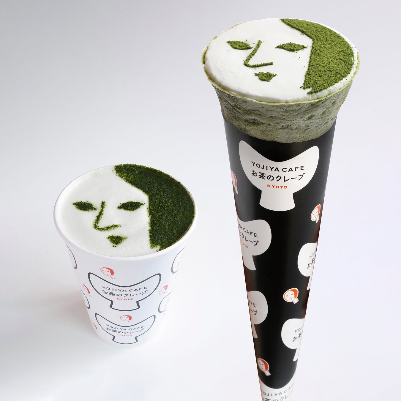 (左)よーじや特製 抹茶カプチーノ(ホット) (右)お茶のクレープ 抹茶