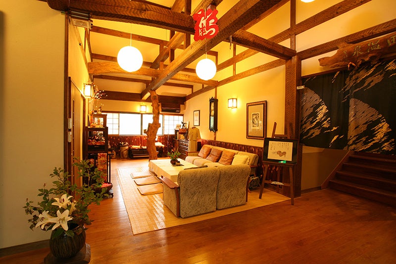 小田温泉 ロビー