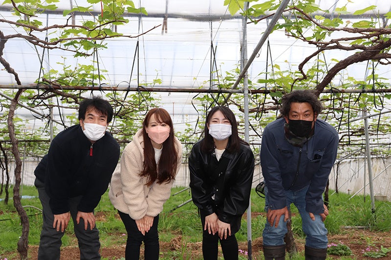 ぶどう農家の伊藤さんたち