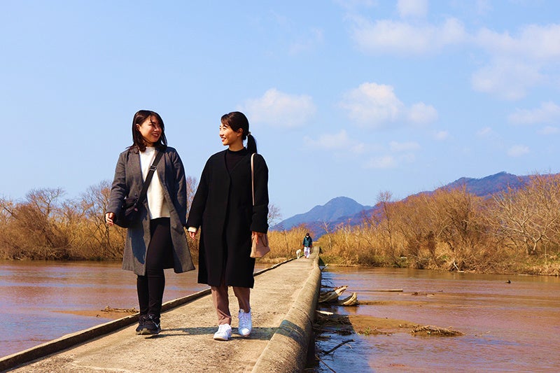 斐伊川にかかる潜水橋「井上橋（いあげばし）」