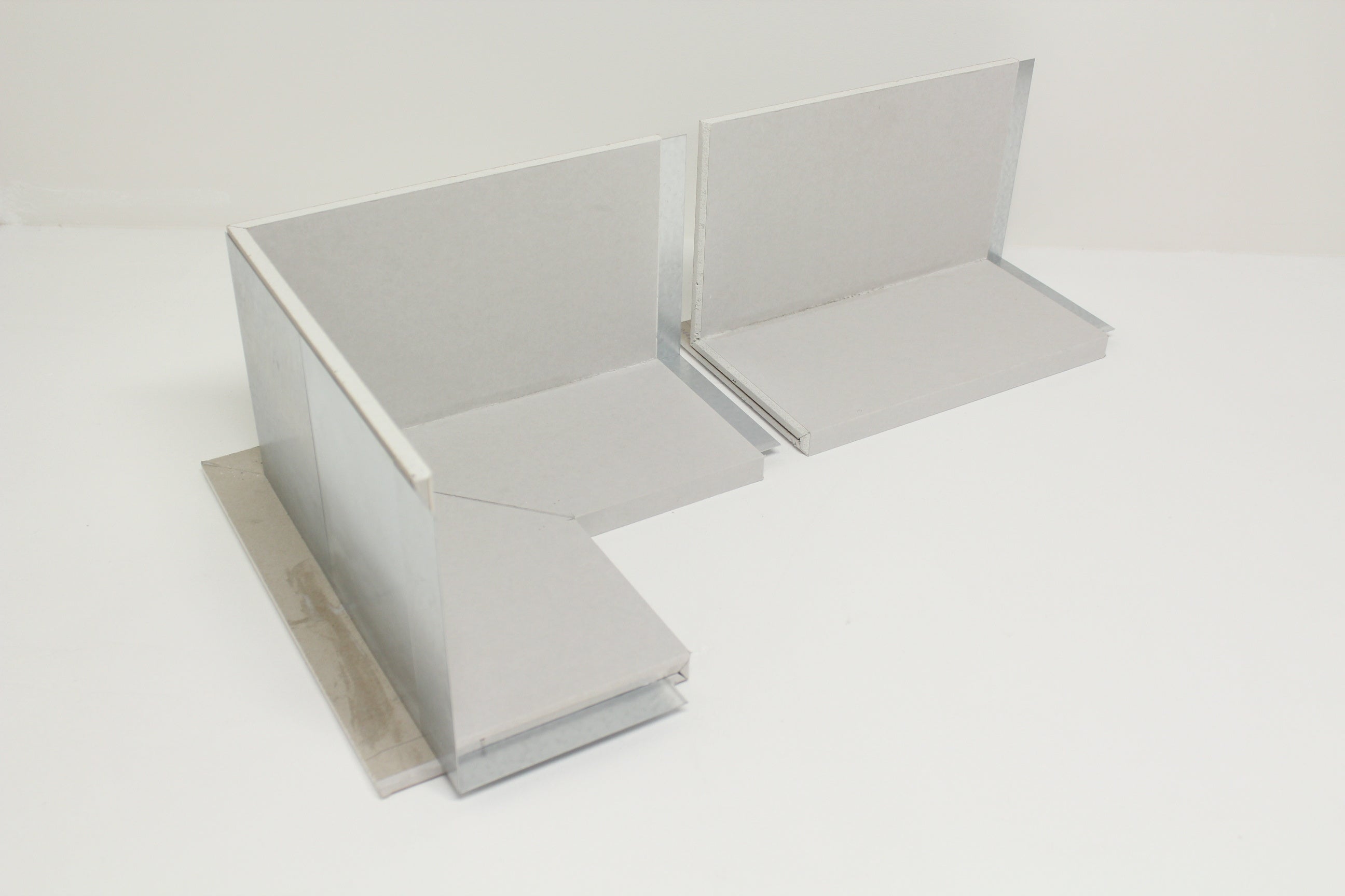 入隅とストレートジョイント