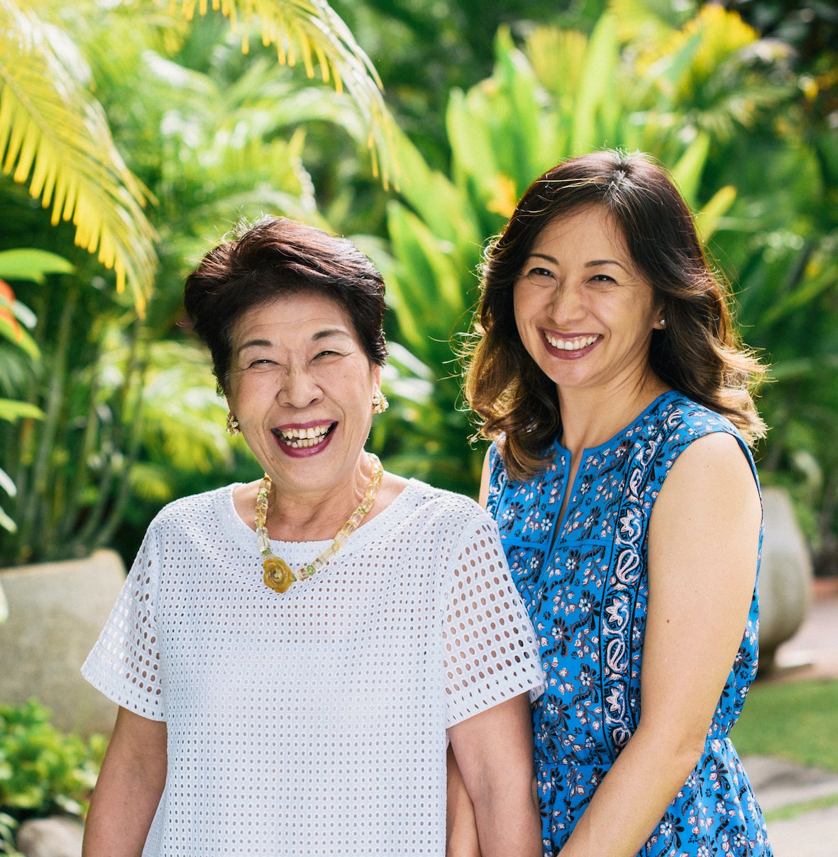 （左）宮井和子　（右）宮井友紀子