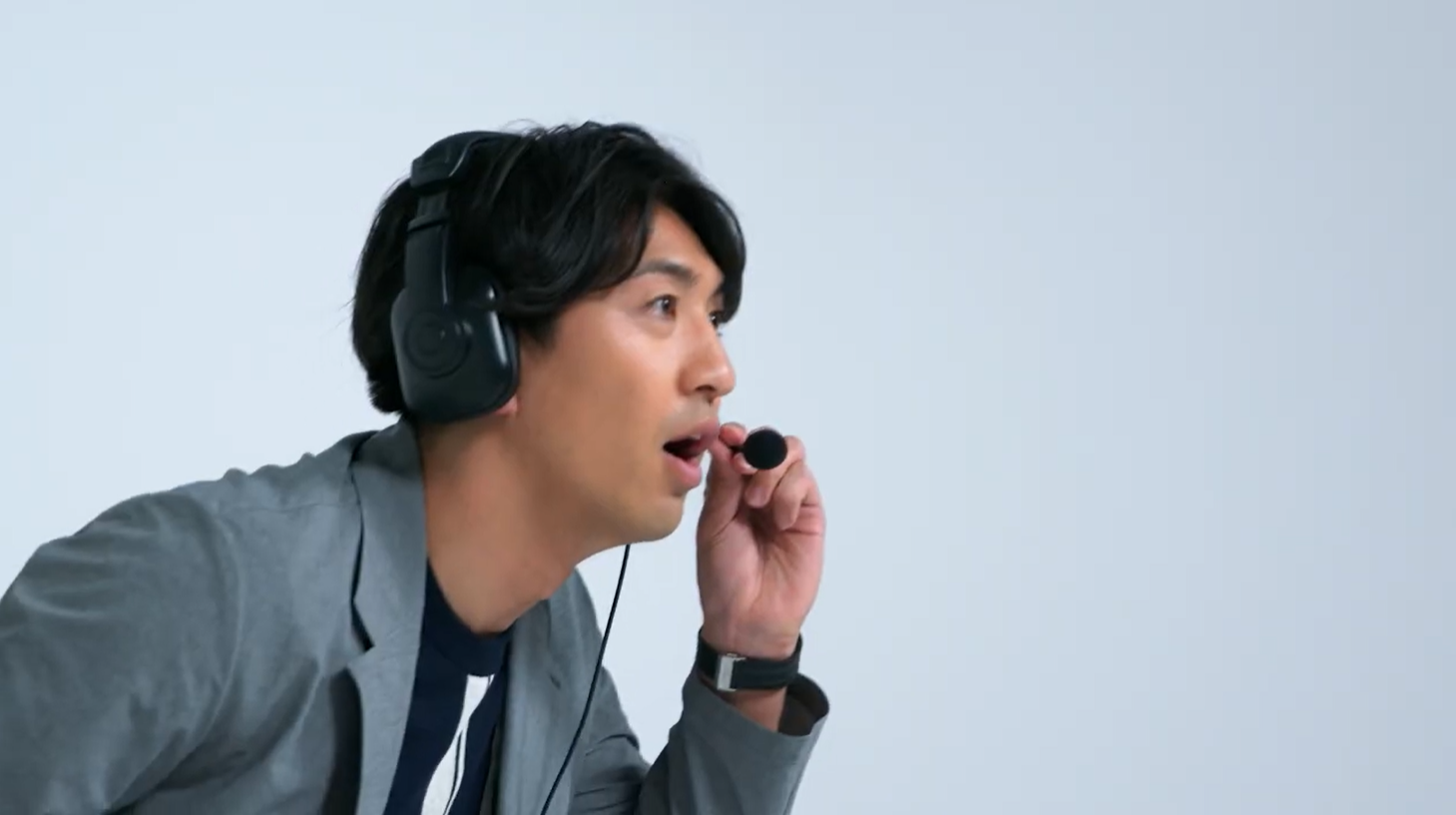 実況中継する田中大貴氏