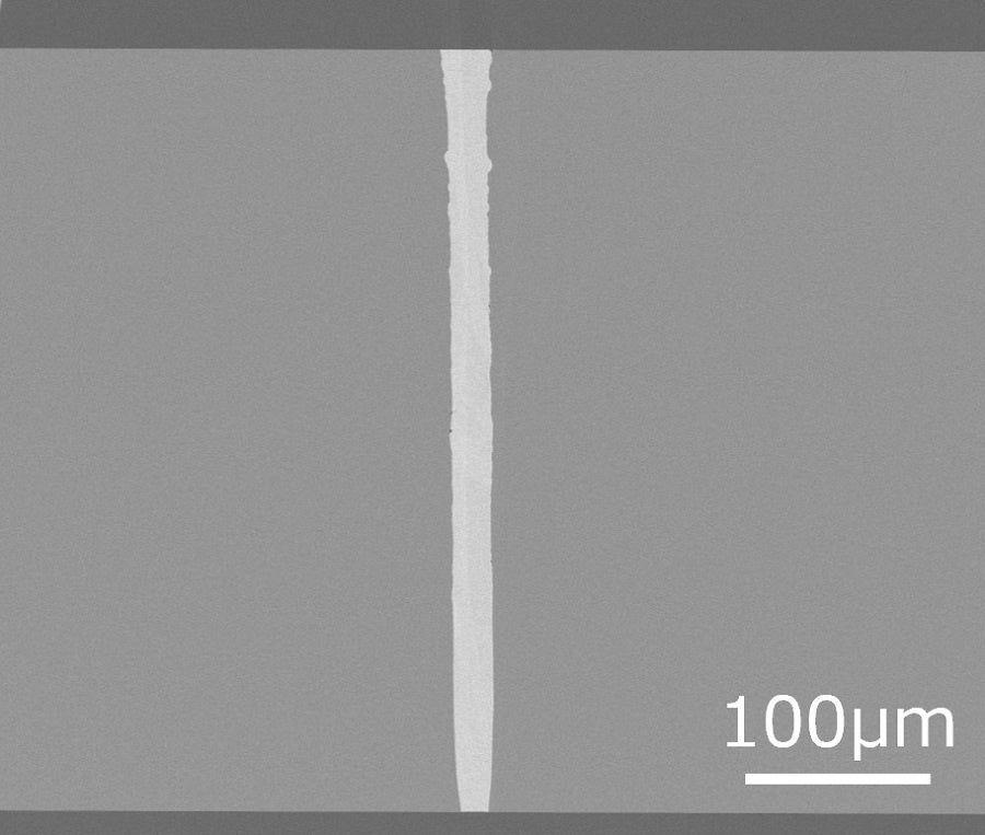 充填タイプのガラス断面画像