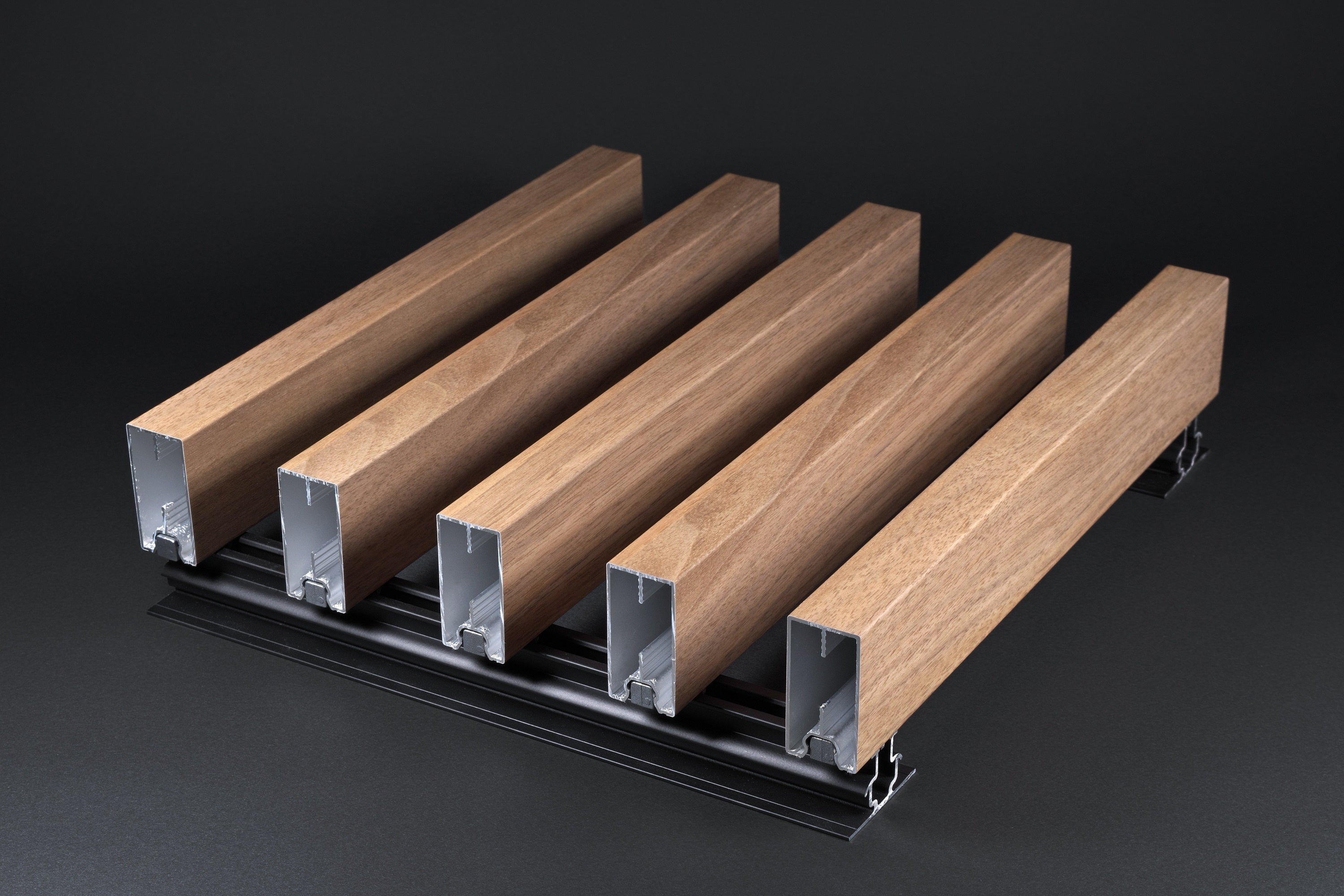 出展する「外装用化粧シート」