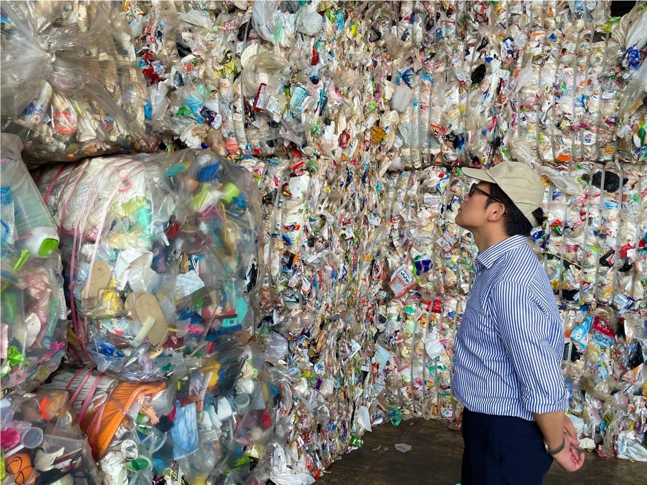 リサイクラー工場でのフィールドワークの様子