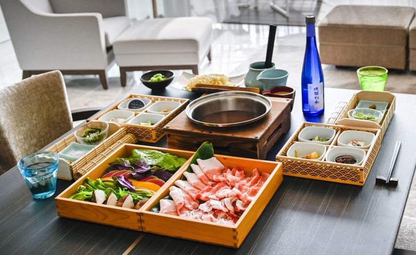 やんばる島豚あぐーしゃぶしゃぶと採れたて島野菜