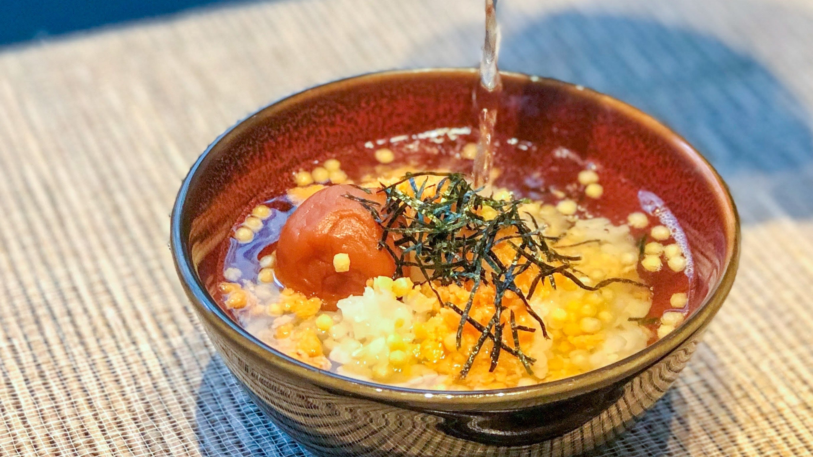 料理長特製のだしでいただく「日和だし茶漬け」