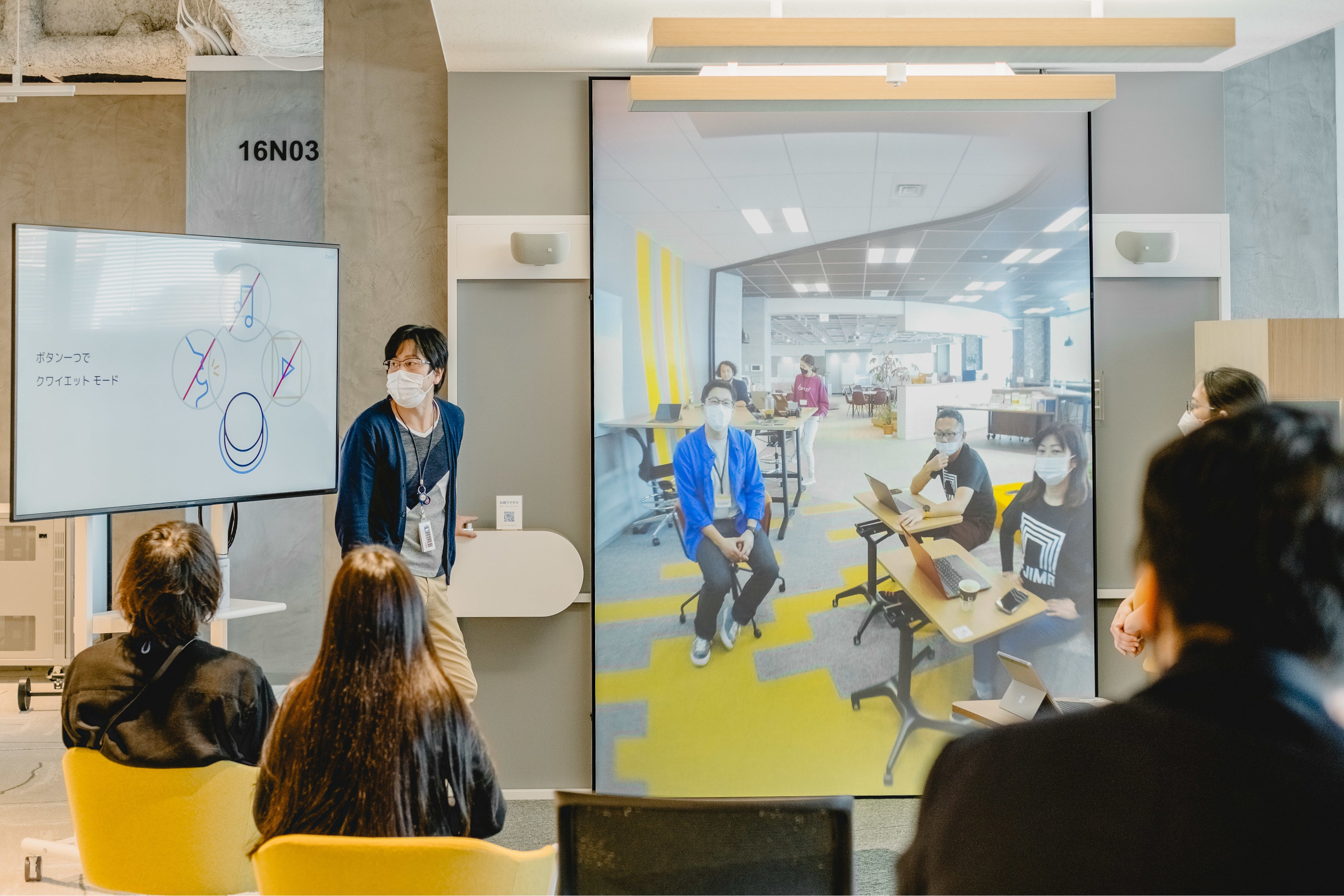 [ワークショップの様子] 手前が神谷町・tonari越しがInnovation Space DEJIMA