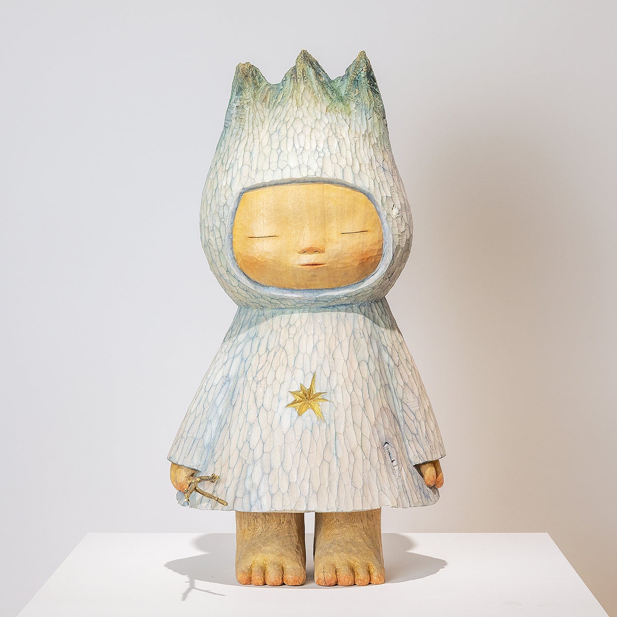 中村萌 「quiet quest」 2021年 楠 鉄、油絵具