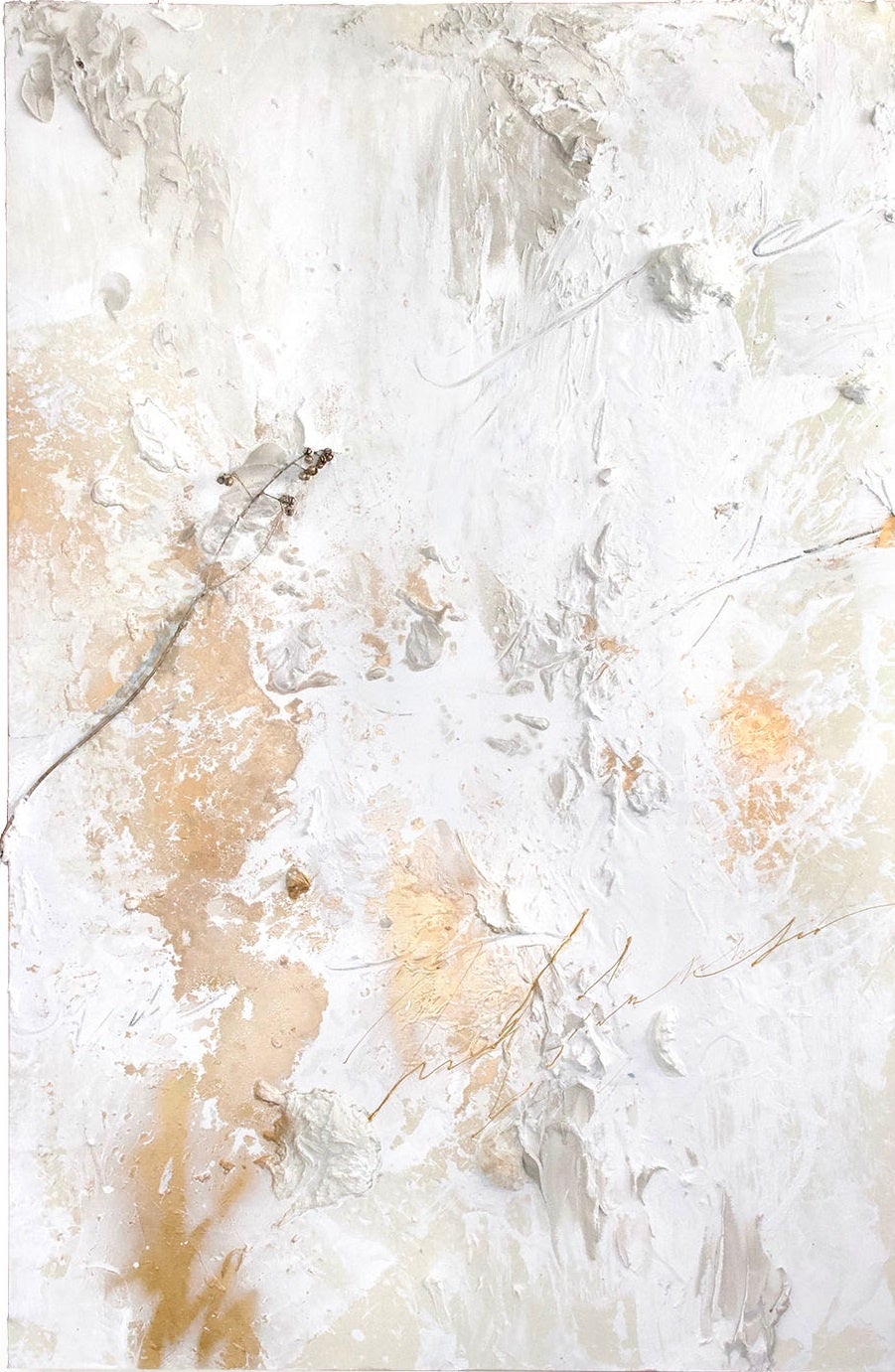 Ayaka Nakamura 《finding some kind of peace ##》 2022年_アクリル絵具、メッキ調顔料、キャンバス_h1920×w1050×d70mm