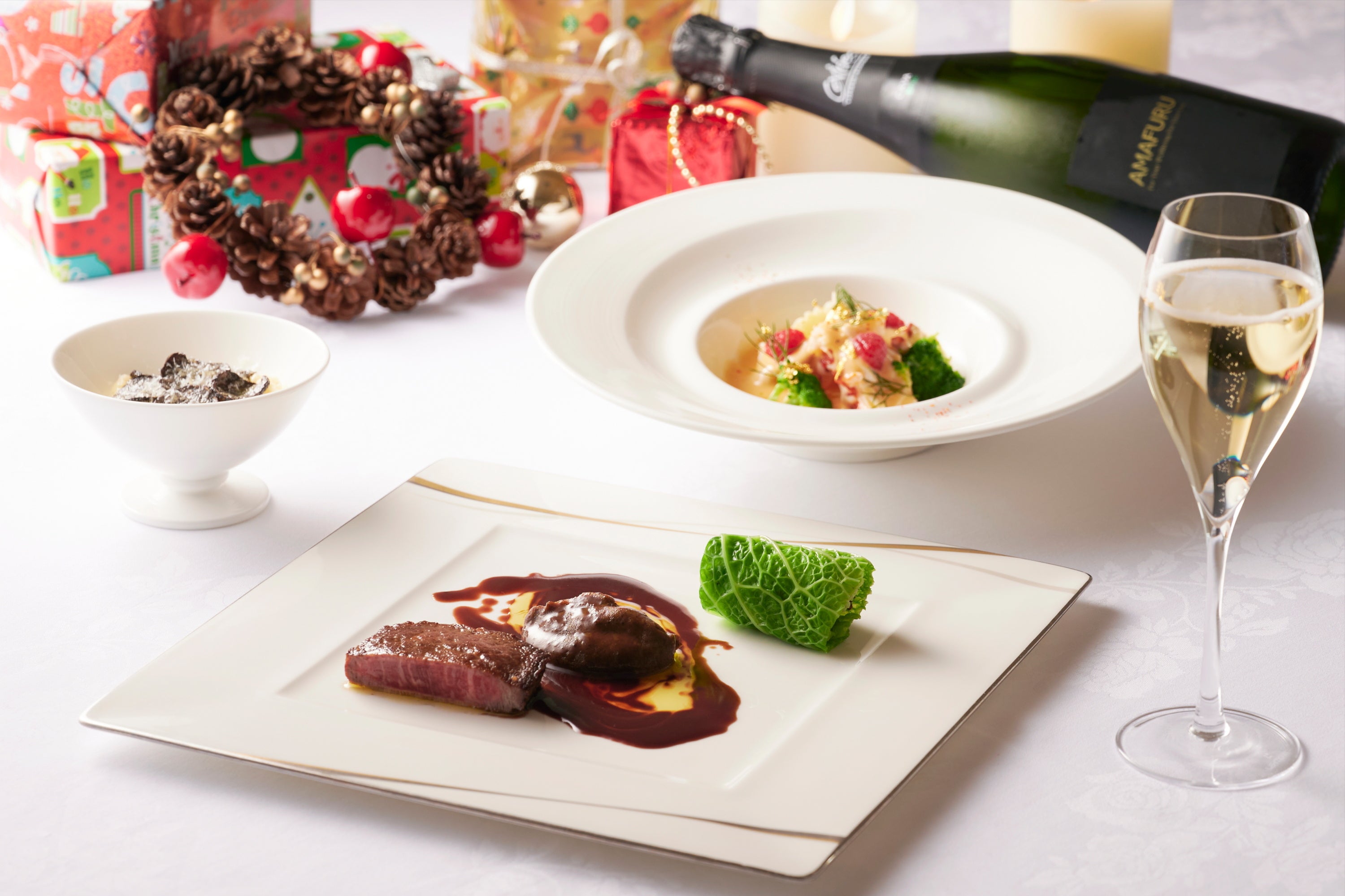 クリスマス特別ディナー (写真はイメージ)