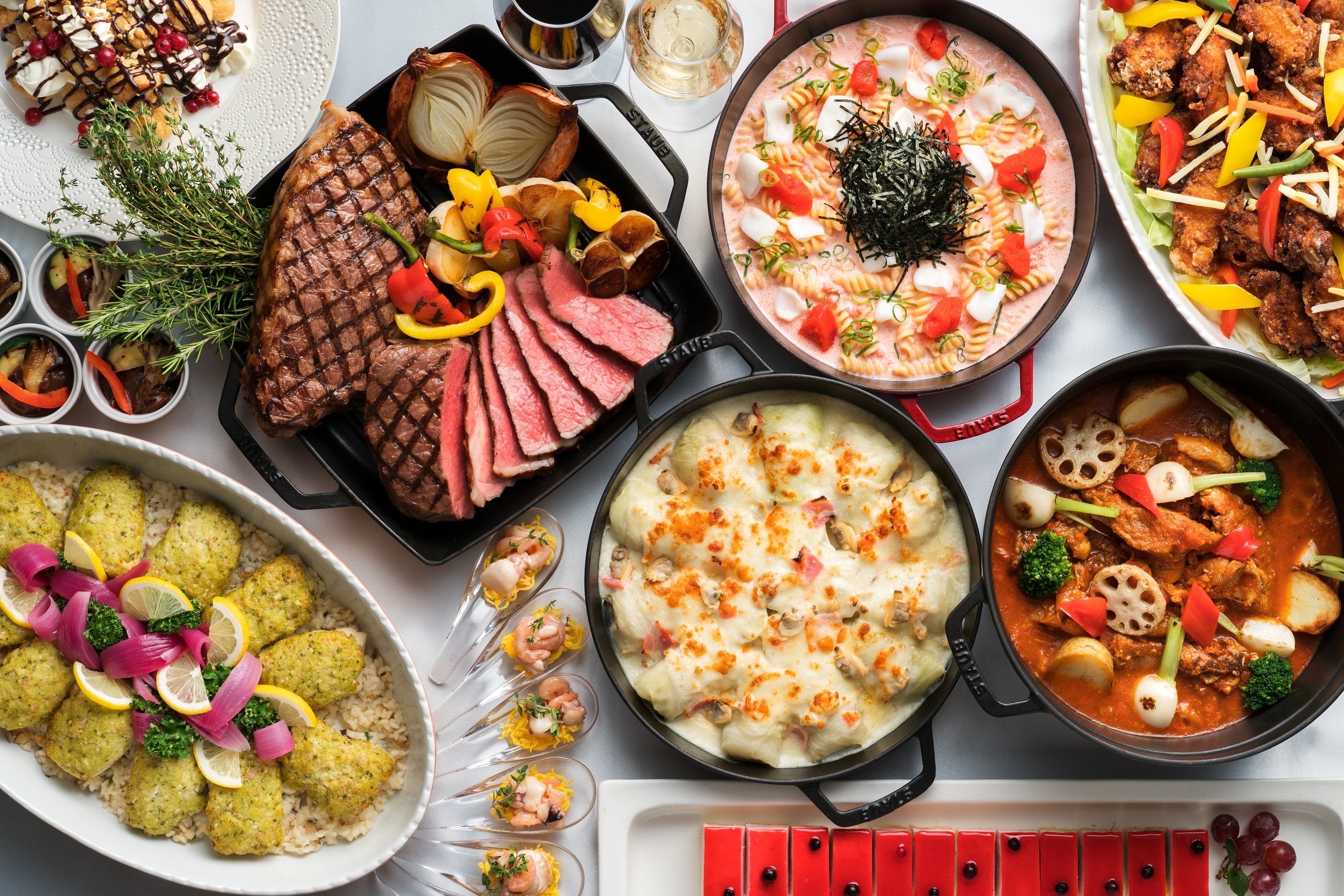 夕食ブッフェイメージ