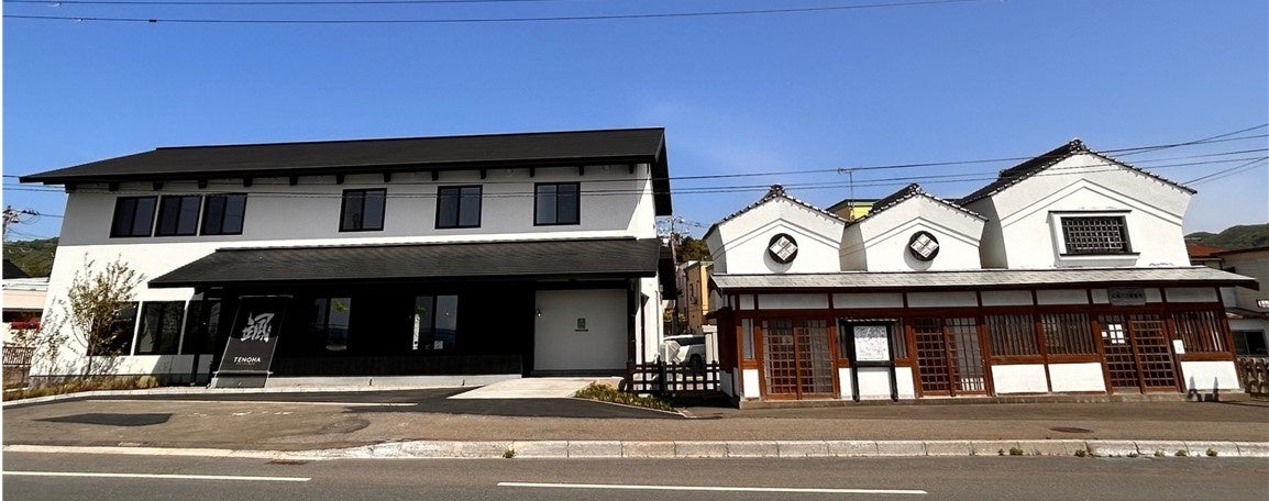 TENOHA松前と松城バス待合所（南側国道より）