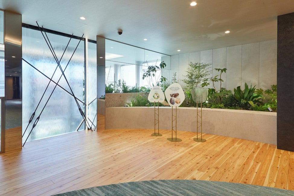 東急リゾートタウン蓼科の間伐材を活用したフローリング