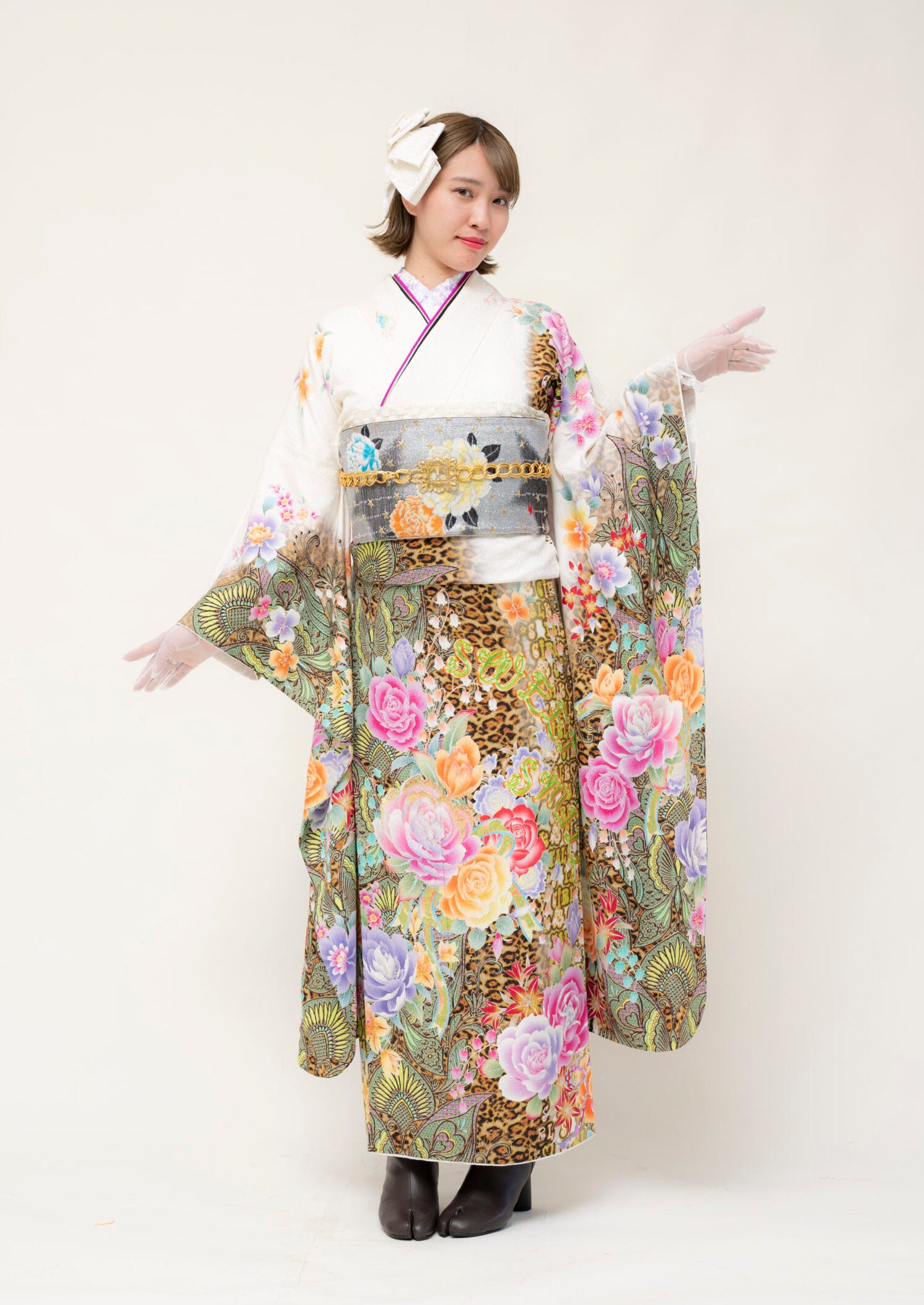 振袖のみ　S-168 振袖】白・無地/ﾌﾘﾙ | 二十歳振袖館Az