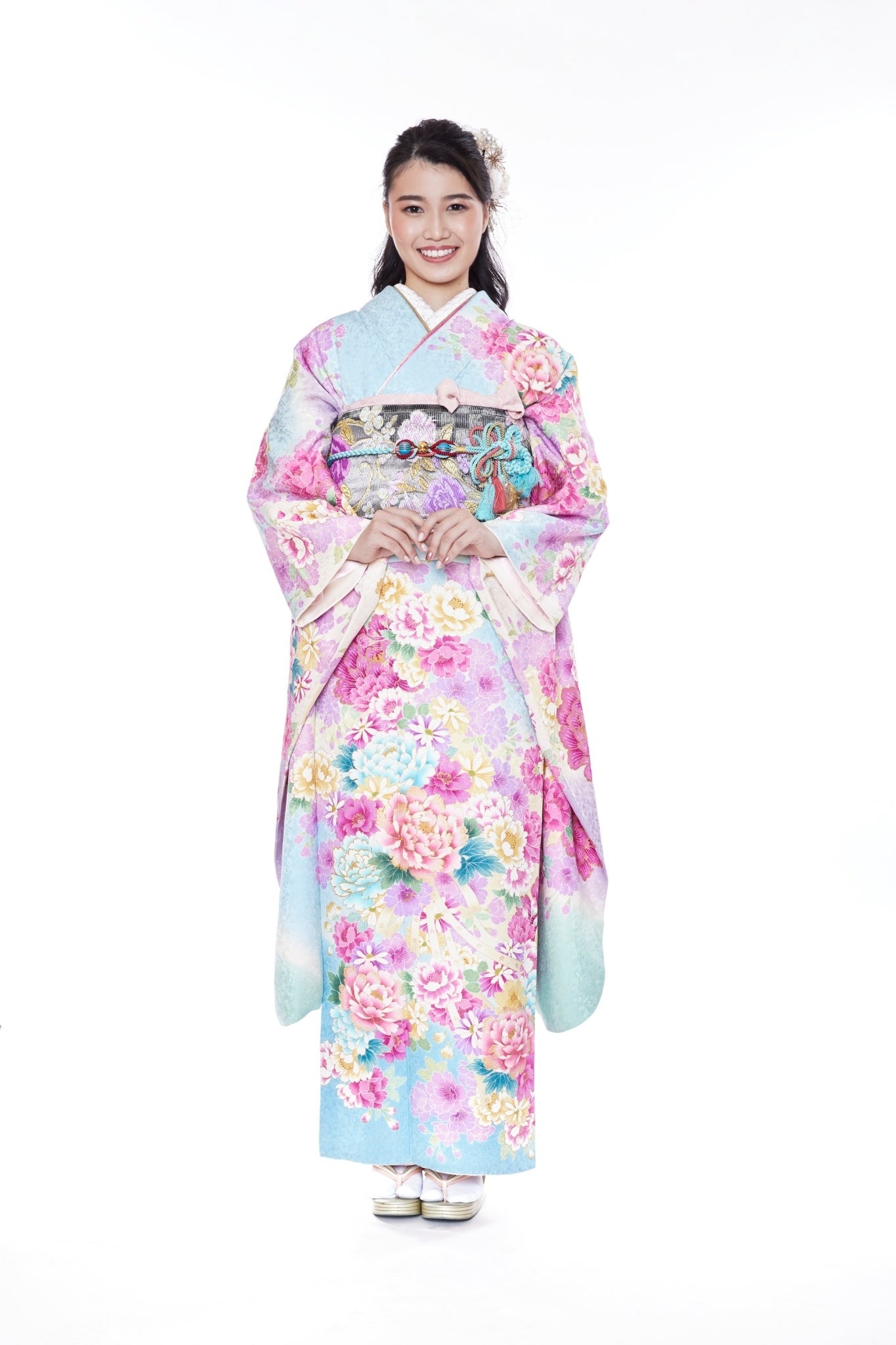 ミスユニバーシティ2021 グランプリ　吉田三莉