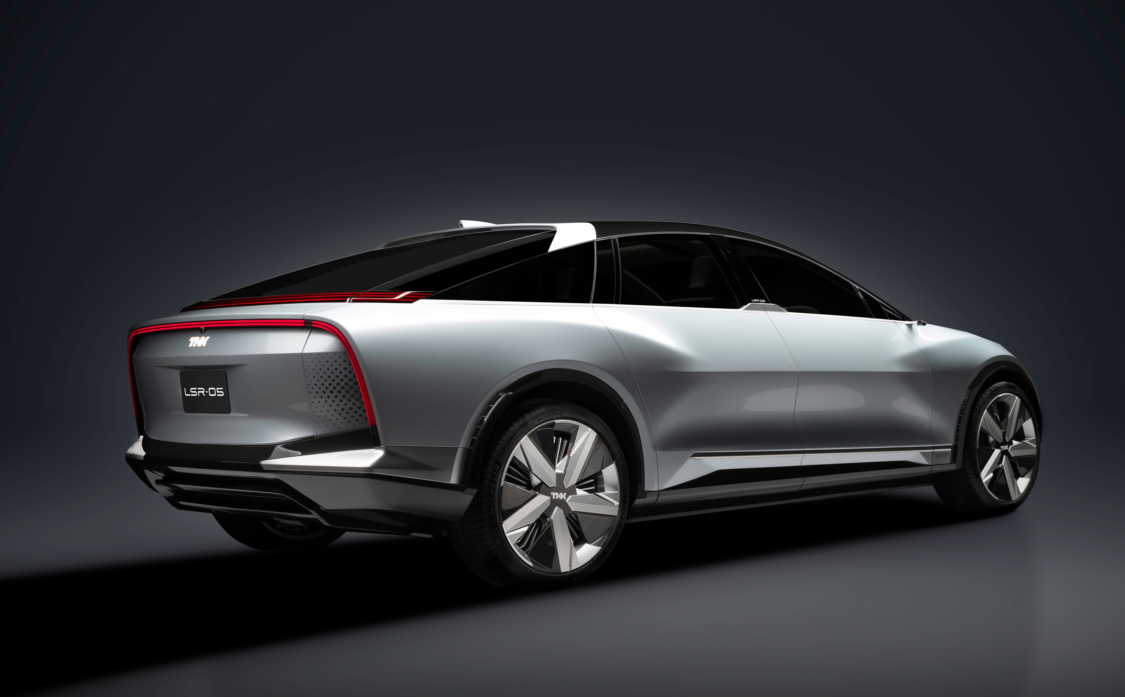 LeVreSoeurSシャルモート【LSR】{D-LBT04/LSR05} THK LSR-05: Japan's WILD 544HP Electric Prototype Changes