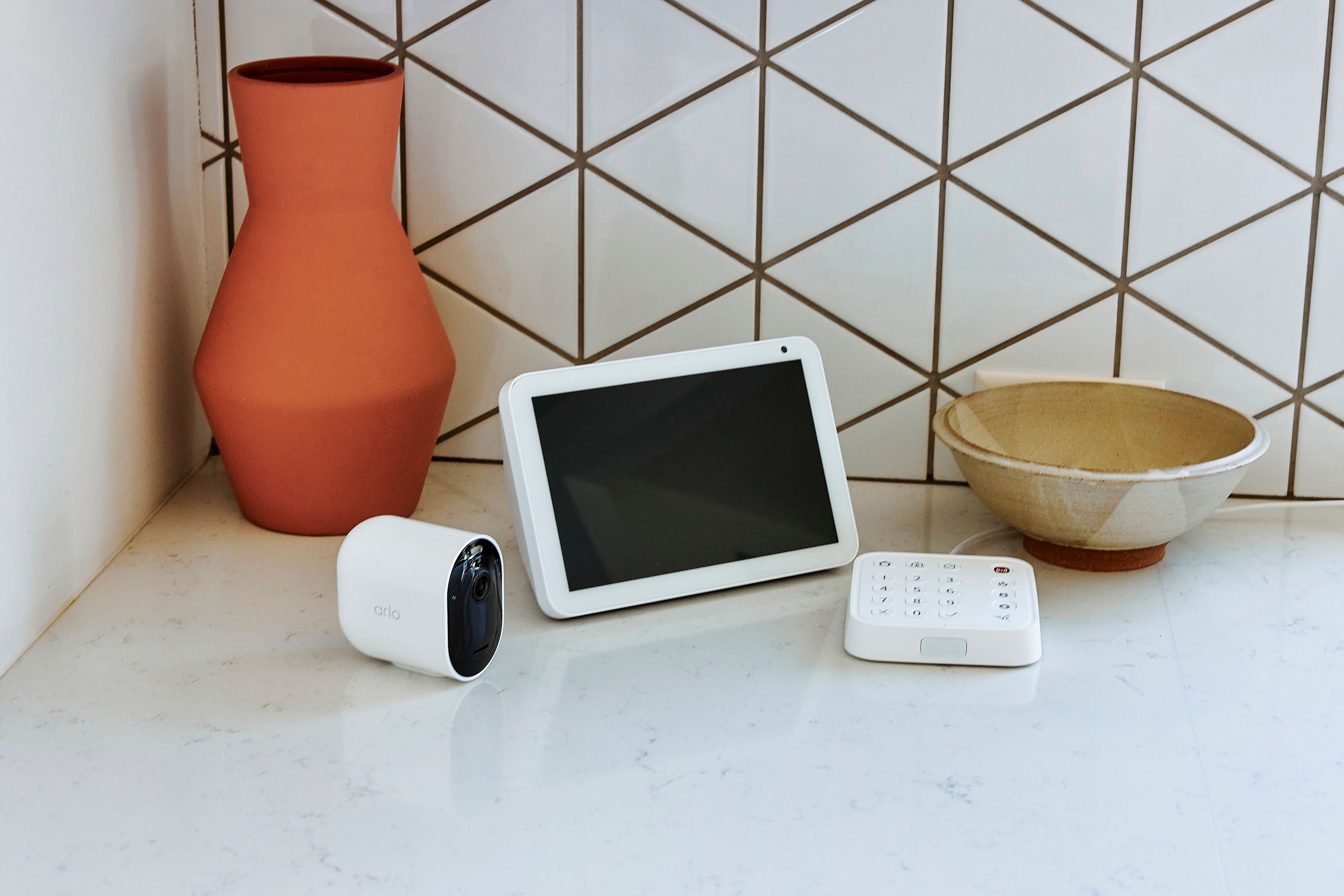 Arlo Pro 5S 2K 防犯カメラ セキュリティカメラ Arlo Pro 5S 2K Spotlight Camera | 2K HDR Intelligent
