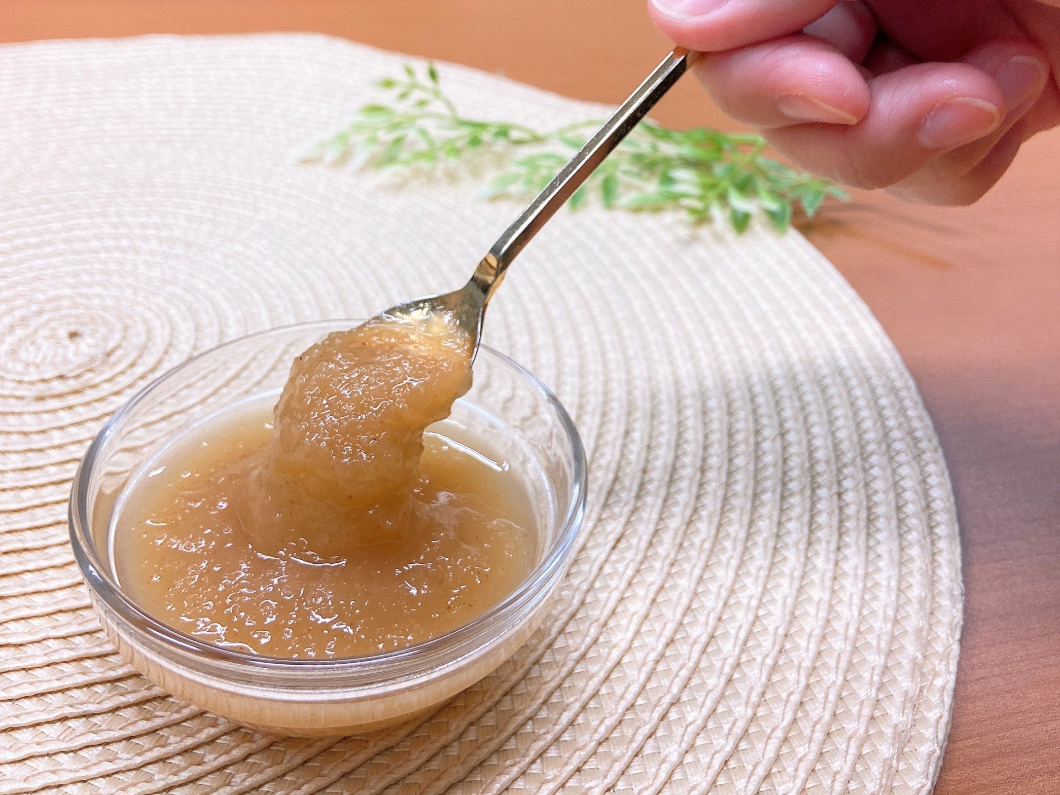 ▲「本多荘輔の情熱にんにく畑」の有機にんにくを使用した＜旨すぎ にんにく玉ねぎジャム＞