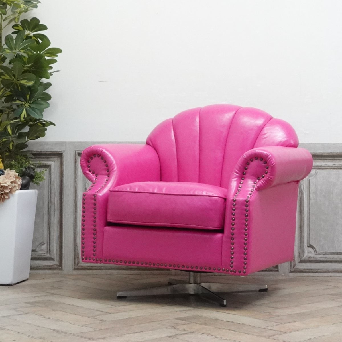 アンティーク家具のプロが考えた、ミッドセンチュリーインテリア