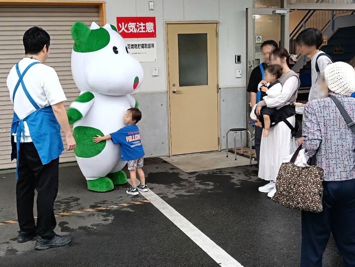 土屋太鳳さん 冷凍幼児食「モグモ」のブランドアンバサダーに就任!